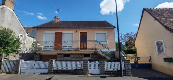 Maison à ALLONNES, 72700 - 3 pièces 77m²