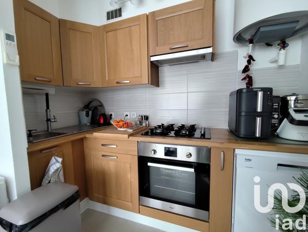 Appartement 2 pièces de 40 m² à Le Lavandou (83980)