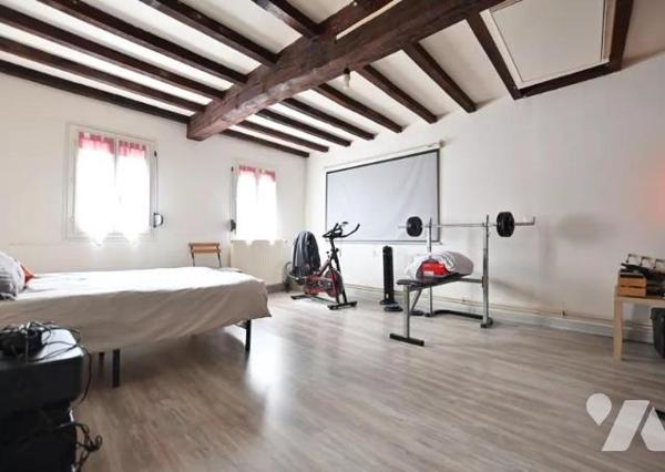 Maison à usage d'habitation 