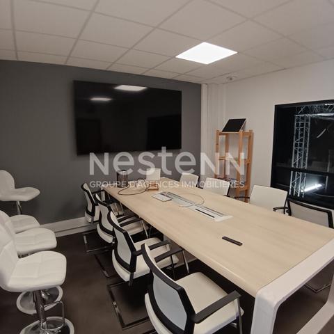 A louer local d'activité Vannes 6 pièces 240 m2