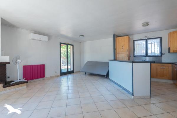 Maison 262 400 € Ambarès-et-Lagrave 5 p 98 m² DPE D