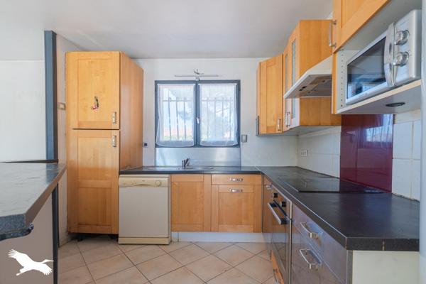 Maison 262 400 € Ambarès-et-Lagrave 5 p 98 m² DPE D