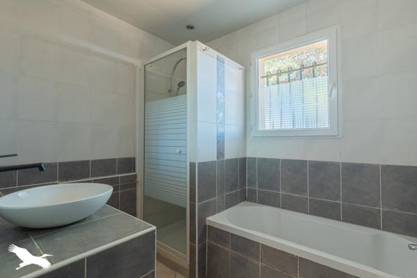 Maison 262 400 € Ambarès-et-Lagrave 5 p 98 m² DPE D
