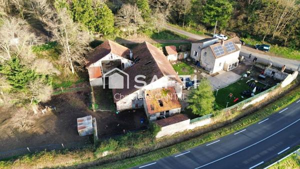 Maison 107 m², 3 chambres dépendances,11 hectares.