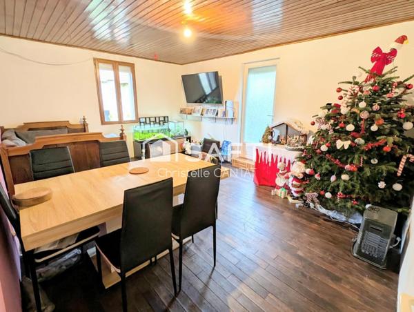 Maison 107 m², 3 chambres dépendances,11 hectares.