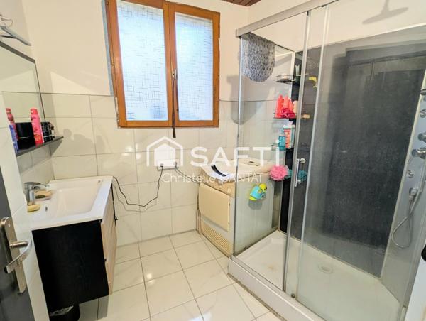 Maison 107 m², 3 chambres dépendances,11 hectares.