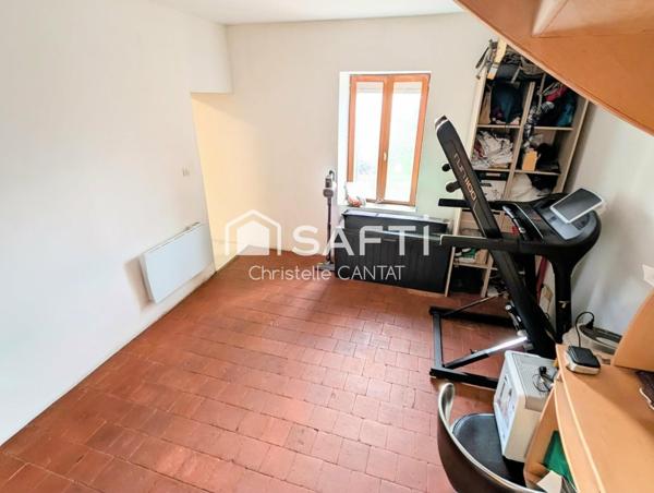 Maison 107 m², 3 chambres dépendances,11 hectares.