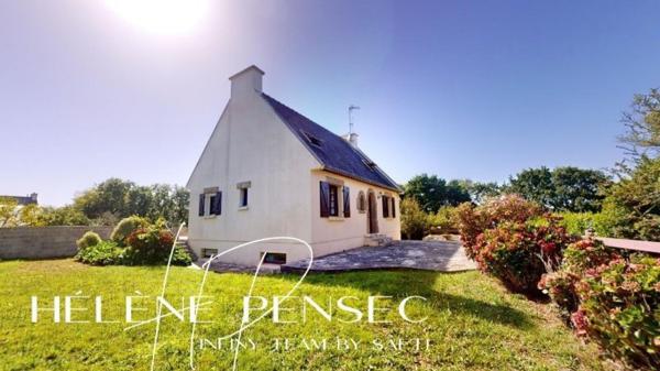 Maison 4 chambres, avec sous-sol complet, jardin de 4 523 m², au calme et accès sentiers côtiers.