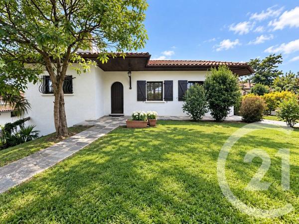 Appartement T5 à vendre  5 pièces - 124,35 m 2   HENDAYE  - 64