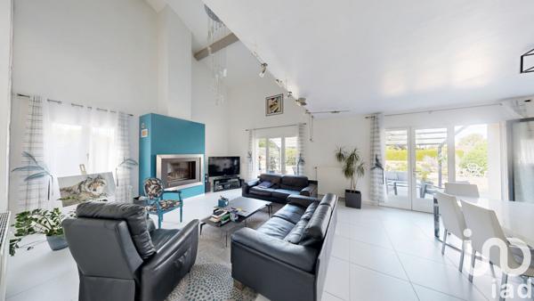 Maison à vendre 7 pièces 288 m² Estrées-Mons