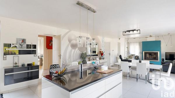 Maison à vendre 7 pièces 288 m² Estrées-Mons