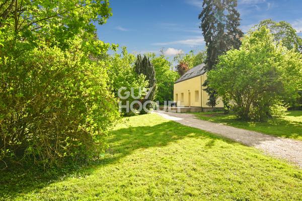 Maison 5 chambres avec suite parentale, Terrain boisé 3455 m² , Toiture et isolation récentes