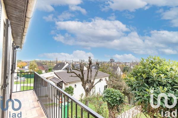 Maison traditionnelle 7 pièces de 125 m² à Savigny-sur-Orge (91600)