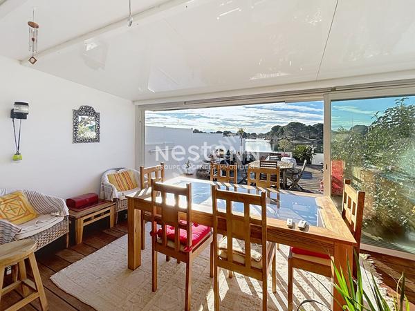 Port Camargue belle Marina de type P5  de 115 m² environ avec garage