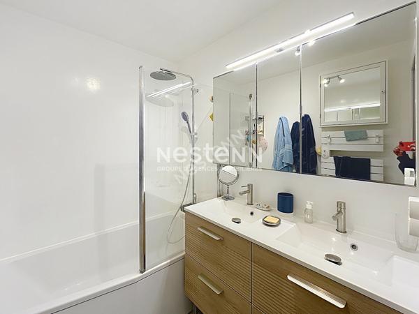 Port Camargue belle Marina de type P5  de 115 m² environ avec garage