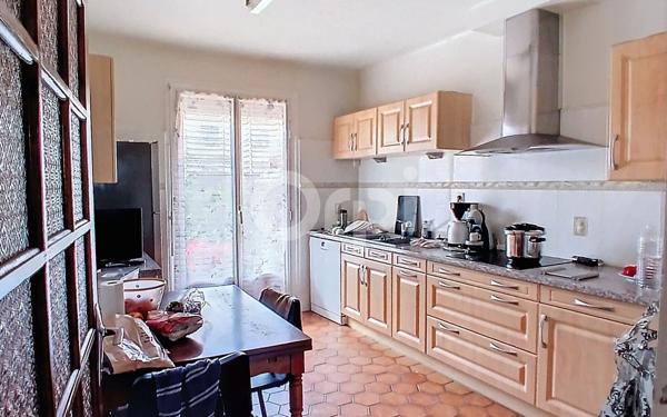 Maison à vendre    5 pièces •  Le Soler