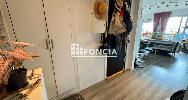 À vendre Appartement 2 pièces 54.22 m² - Paris 75019