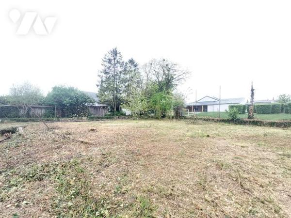 A VENDRE - TERRAIN A BATIR - 636 M²