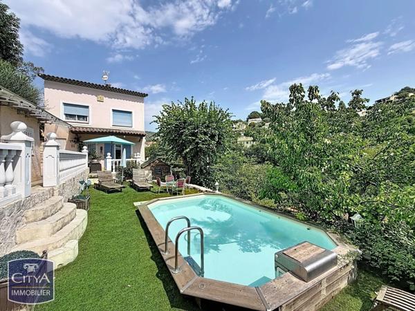 Maison à vendre 9 pièces 220m² Aspremont (06790)