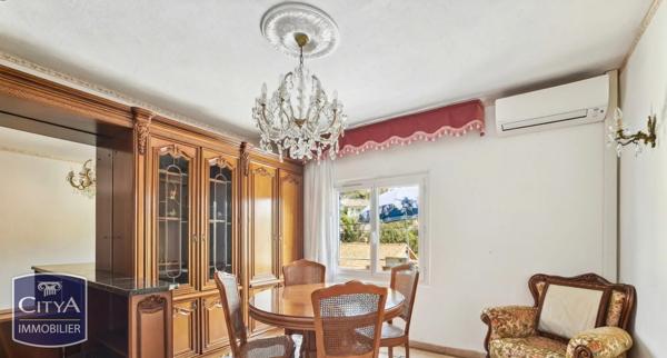 Maison à vendre 9 pièces 220m² Aspremont (06790)