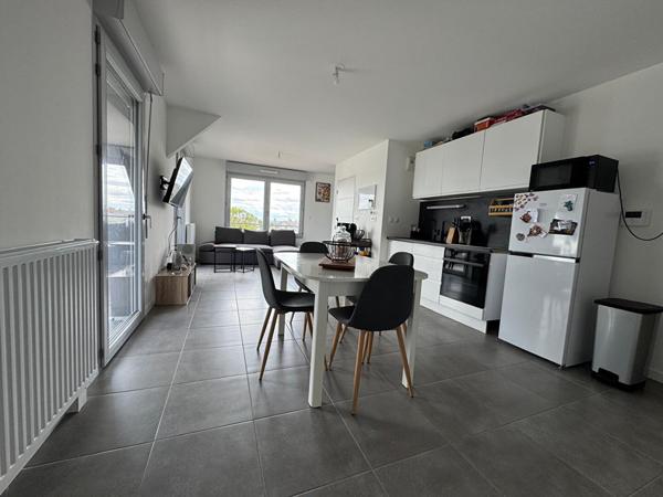 A VENDRE Appartement T3 récent ? Angers Les Justices-Ascenseur- garage-Terasse.