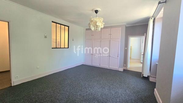 Maison de 280 m2 265 000€ FAI