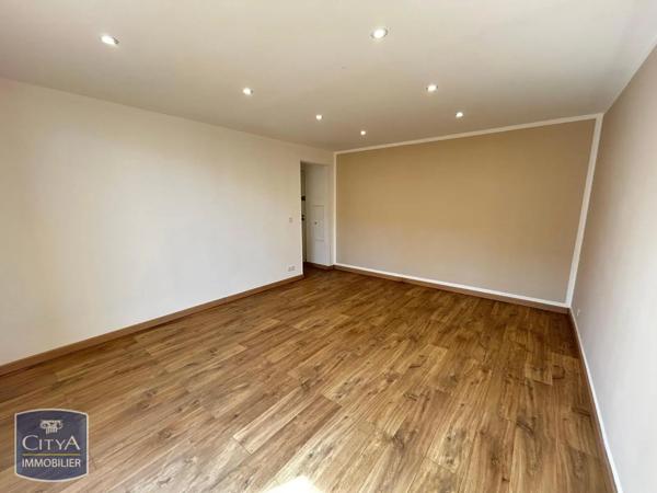 Appartement à louer 2 pièces 41.7m² Antibes (06600)