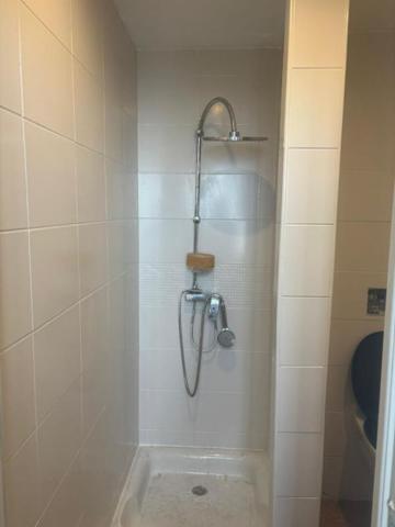 Charmant studio rénové de 24 m²  Centre-ville