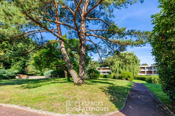Grand appartement familial avec balcons sur parc à Rueil-Malmaison