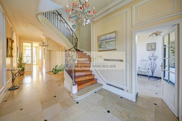 Maison villa Le Vésinet 485 m²