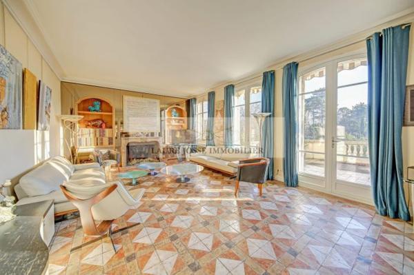 Maison villa Le Vésinet 485 m²