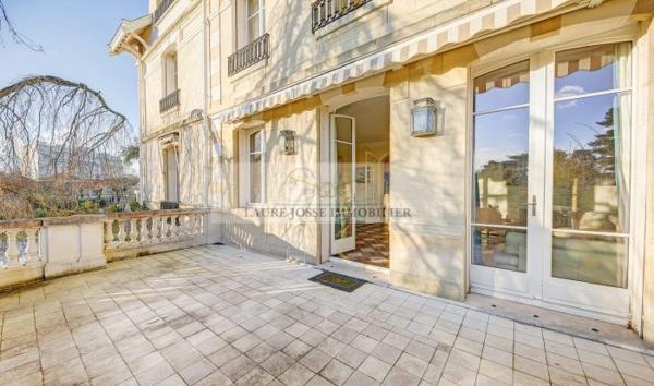 Maison villa Le Vésinet 485 m²