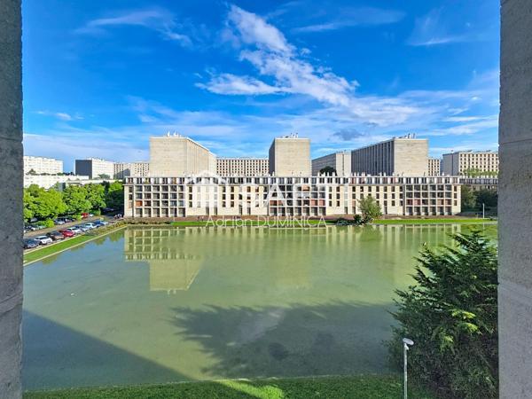 Appartement avec belle vue dégagée sur plan d'eau