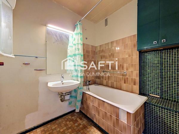 Appartement avec belle vue dégagée sur plan d'eau