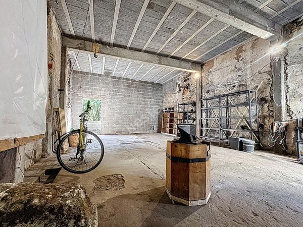 Centre historique - Rue des Tonneliers - Projet avec création d'habitation