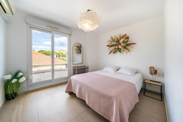 Appartement
         3 pièces
        - 65 m² Exclusivité 299 000 € *