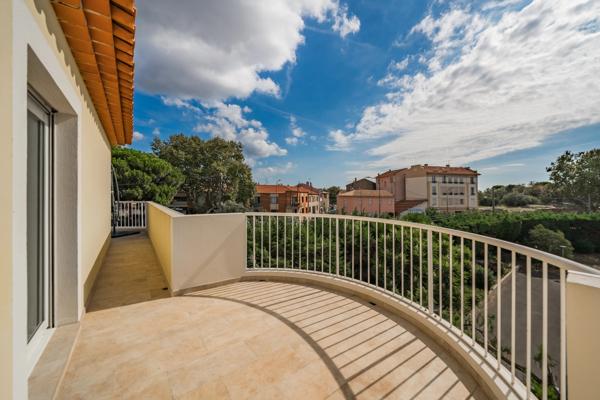 Appartement
         3 pièces
        - 65 m² Exclusivité 299 000 € *