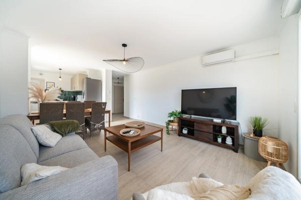 Appartement
         3 pièces
        - 65 m² Exclusivité 299 000 € *