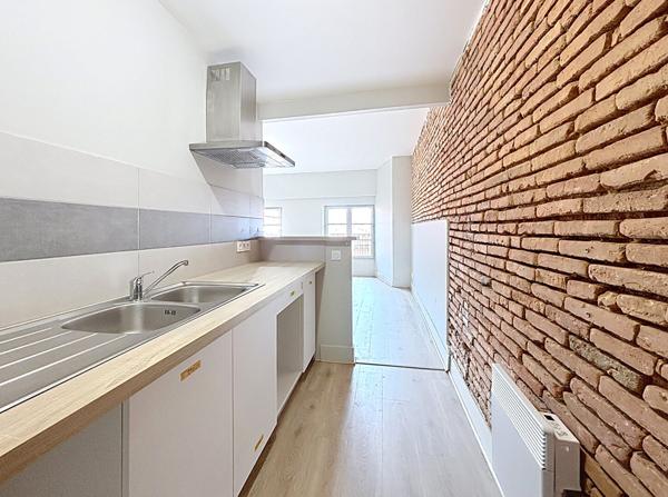 Charmant appartement duplex 43 m² rénové Montauban centre historique