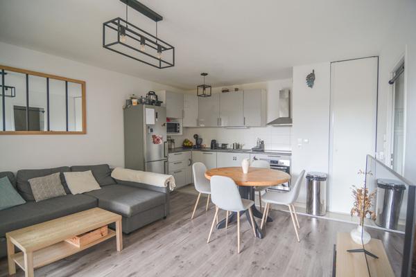 Appartement Appartement Merignac 2 pièce(s) 45m2 - Limitrophe "Caudéran" - Coup de coeur ! 45 m²