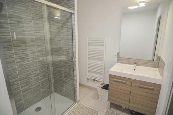 Appartement Appartement Merignac 2 pièce(s) 45m2 - Limitrophe "Caudéran" - Coup de coeur ! 45 m²