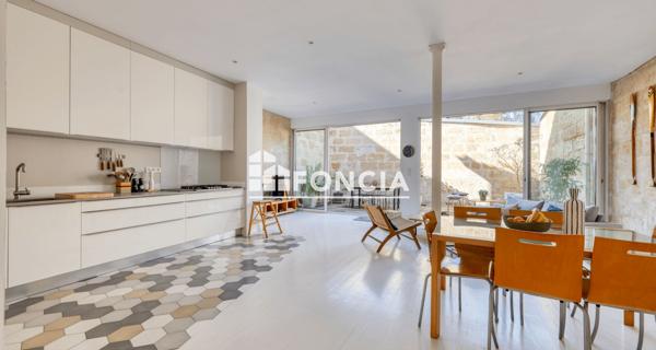 À vendre Maison 7 pièces 195 m² - Bordeaux 33800