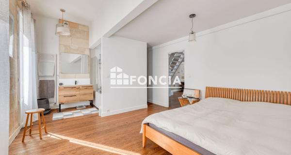 À vendre Maison 7 pièces 195 m² - Bordeaux 33800