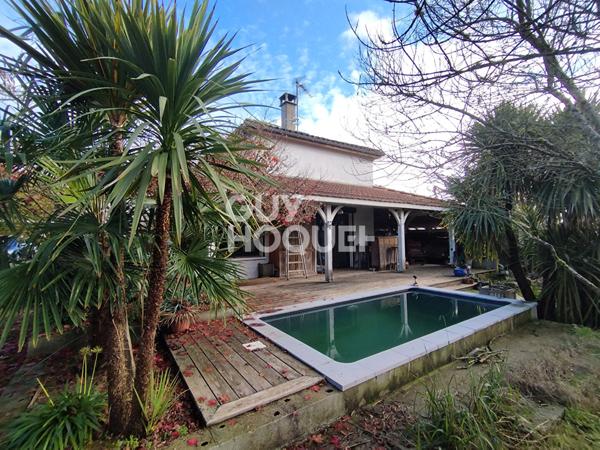 Maison familiale 5 chambres avec piscine ? belle pièce de vie ouverte ? proche commodités 8 pièce(s) 169 m2