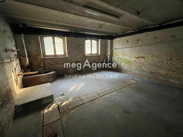 Bureaux à ARQUES, 62510 - 17 pièces 550m²