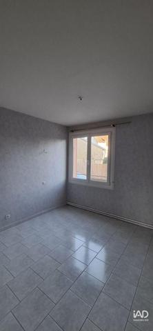 Location appartement 6 pièces 103 m² Châtillon-sur-Seine