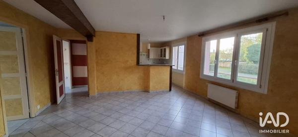 Location appartement 6 pièces 103 m² Châtillon-sur-Seine