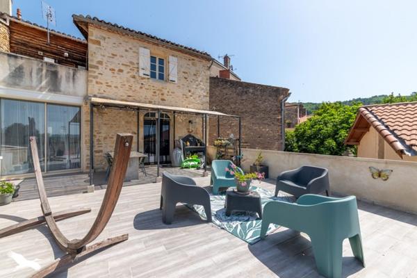 Maison 166 600 € Duravel 10 p 219 m² DPE C