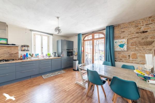 Maison 166 600 € Duravel 10 p 219 m² DPE C