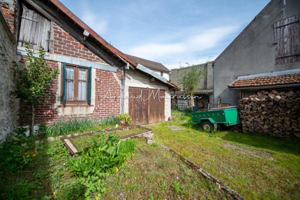 Maison de ville avec jardin et garage
